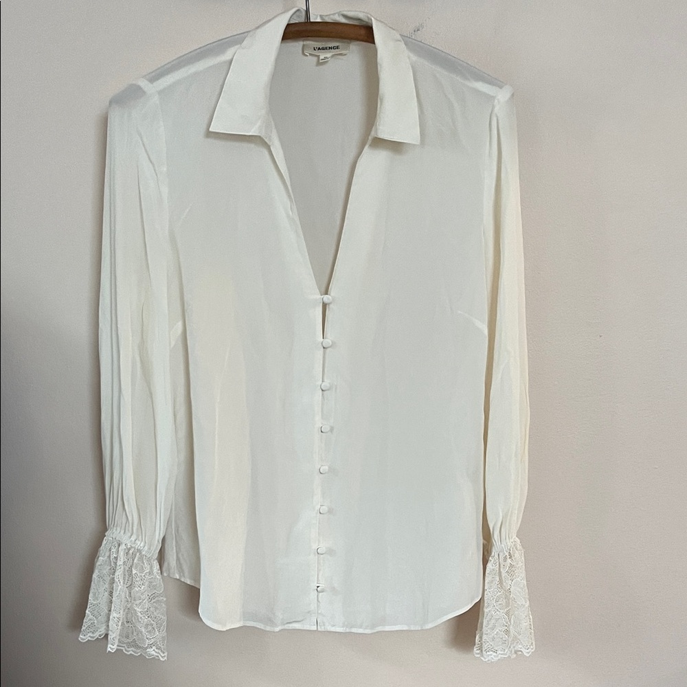 L’Agence 100% Silk Cream Blouse with Lace Cuffs Size Small